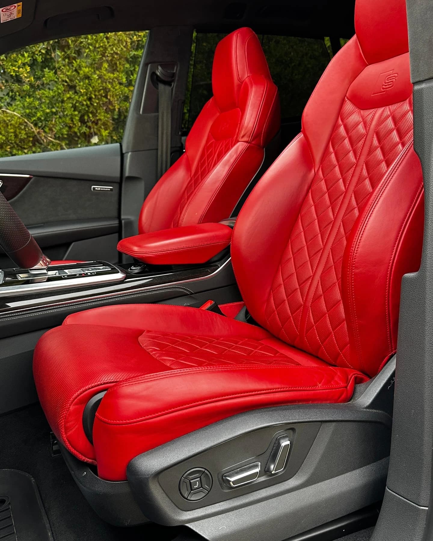 Sièges sport Audi Q8 S-Line